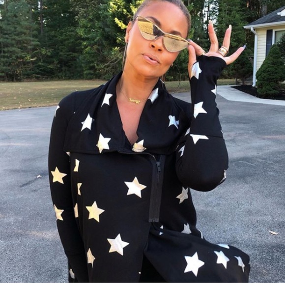 Terez Foil-Printed Draped Zip-Front Black/Silver Star Print Jacket in Size Small - Picture 14 of 15